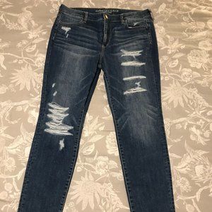 American Eagle Distressed Hi-Rise Jegging